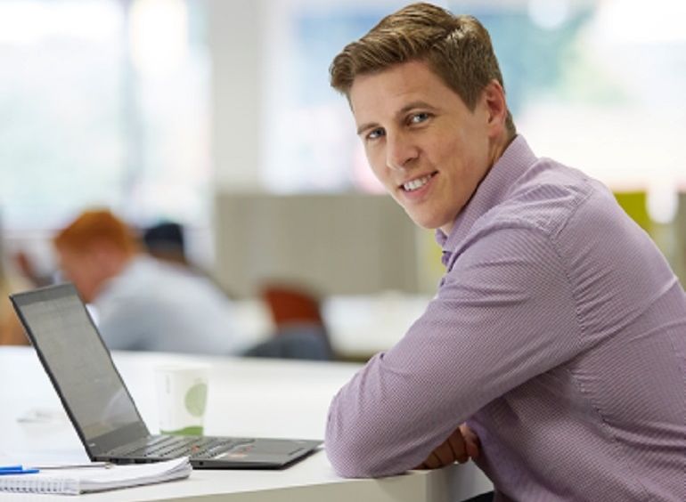 Excel in a career in accounting and finance l Become an ACCA with a Big Four Accounting Firm
